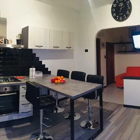 Da Rita, Vicino H. Gaslini, S.martino,spiagge,stazione Ferroviaria, Free Wi-fi Appartement Gênes